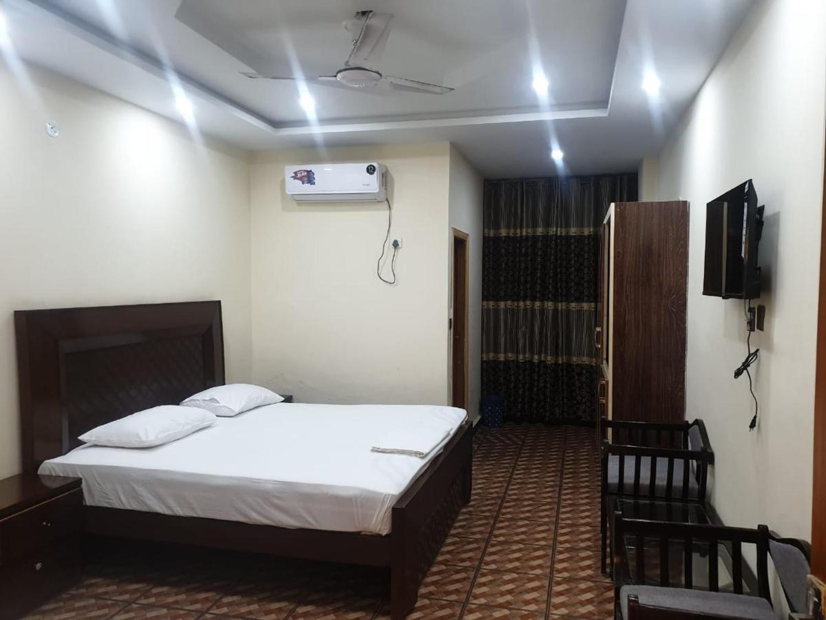 Dream Night Hotel อิสลามาบัด ภายนอก รูปภาพ